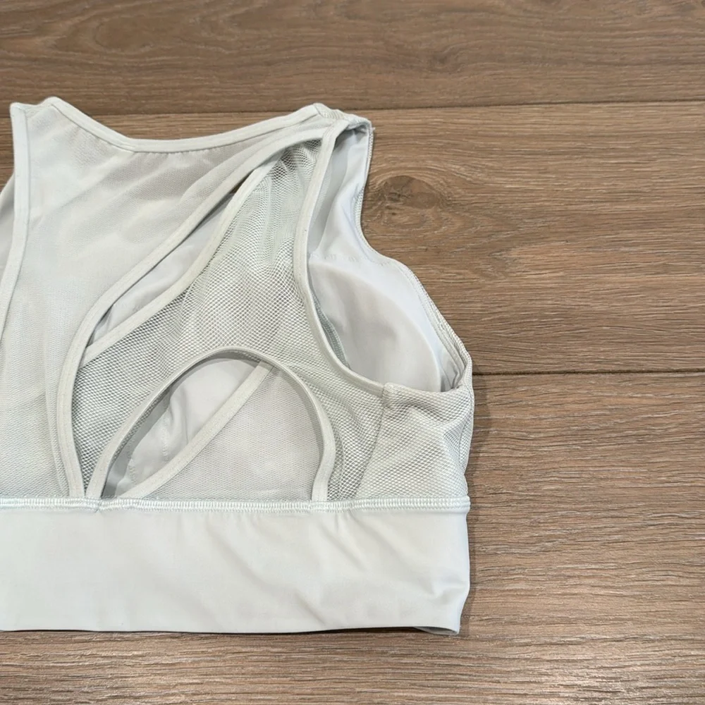 LULULEMON Island Mist Green Set Challenger Active High Neck‎ Training Bra Size 8